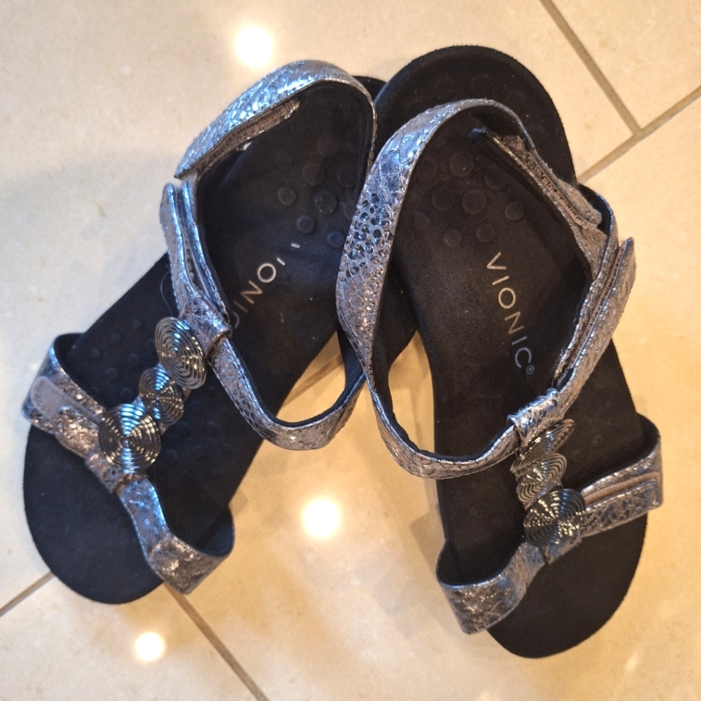 Vionic Silver Metallic Farra Adjustable Strap Dre… - image 3